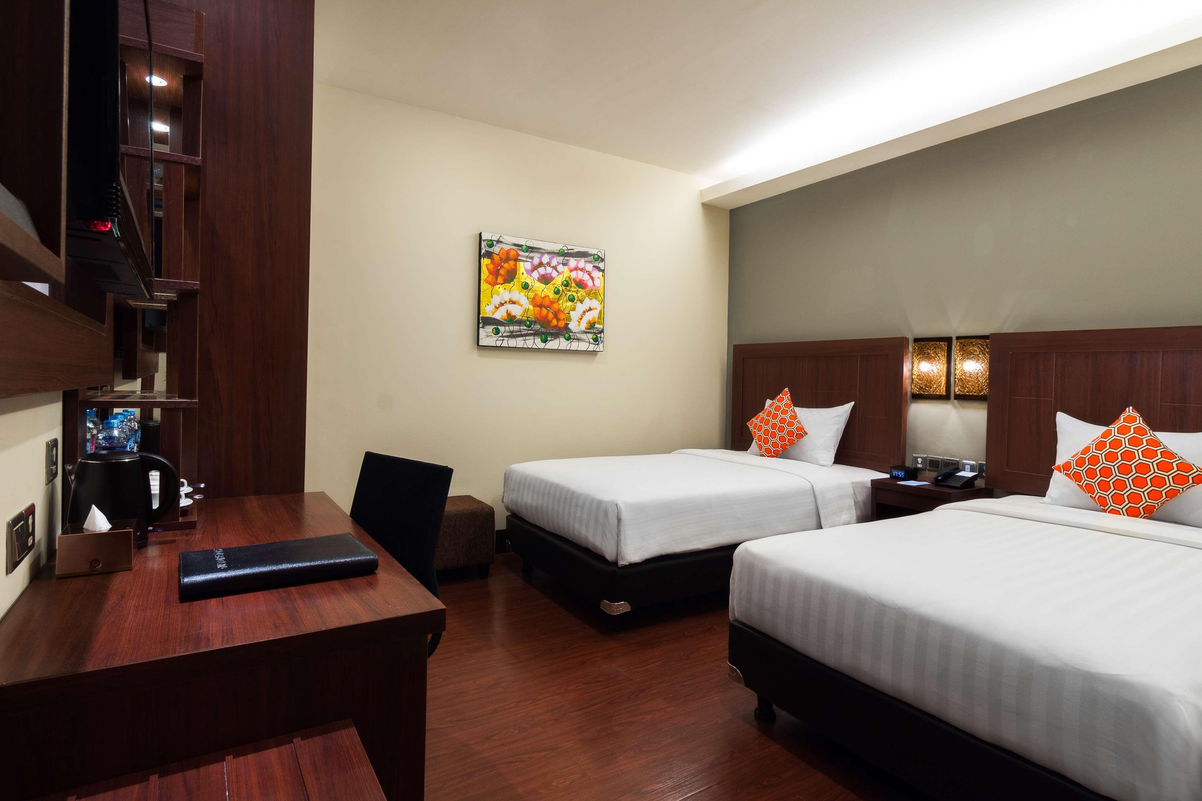 Best Western Plus Taft Inn Buitenkant foto